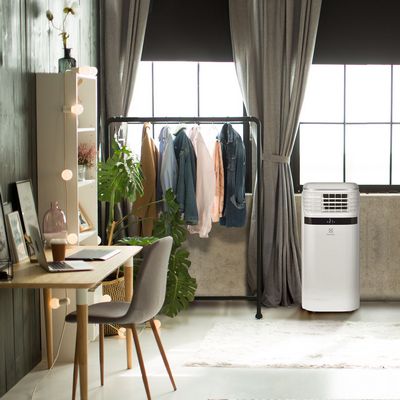 Кондиционер мобильный Electrolux Ice Column EACM-20 JK/N3 — фото